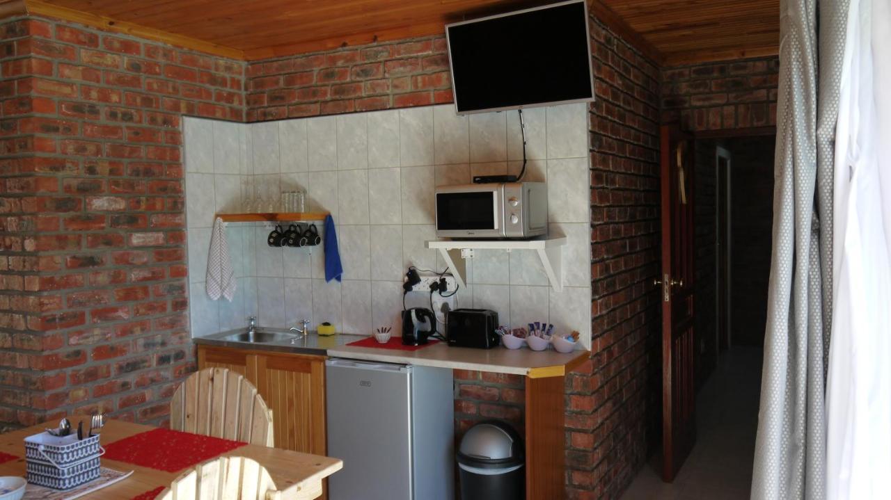 The Bay Inn Port Elizabeth Exterior photo
